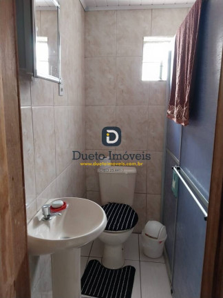 Imagem Casa com 4 Quartos à Venda, 180 m² em Nossa Senhora Medianeira - Santa Maria Imagem Casa com 4 Quartos à Venda, 180 m² em Nossa Senhora Medianeira - Santa Maria