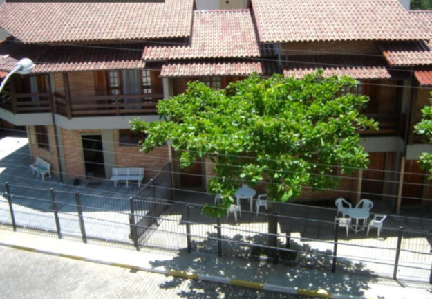 Imagem Casa com 4 Quartos para Alugar,  em Canasvieiras - Florianópolis