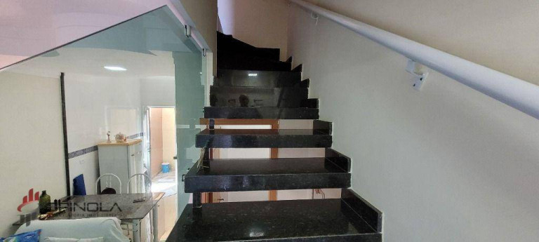 Imagem Sobrado com 2 Quartos à Venda, 51 m² em Maracanã - Praia Grande