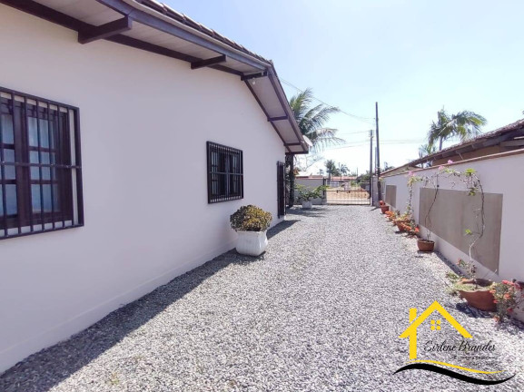 Imagem Casa com 3 Quartos à Venda, 360 m² em Centro - Balneário Barra Do Sul Imagem Casa com 3 Quartos à Venda, 360 m² em Centro - Balneário Barra Do Sul