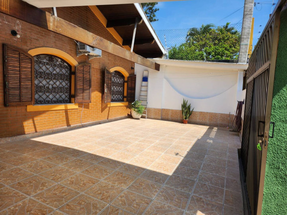 Casa com 4 Quartos à Venda, 186 m² em Parque Balneário Oasis - Peruíbe