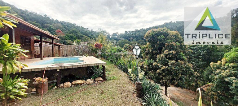 Imagem Chácara com 2 Quartos à Venda, 143 m² em Simão Pereira - Simão Pereira