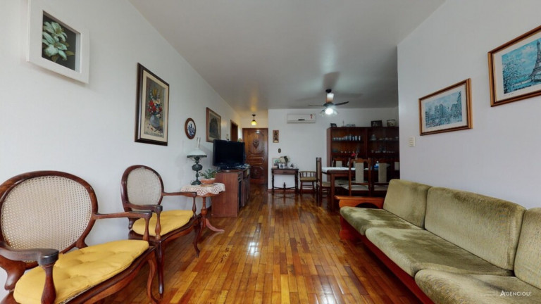 Imagem Imóvel com 3 Quartos à Venda, 104 m² em Petrópolis - Porto Alegre Imagem Imóvel com 3 Quartos à Venda, 104 m² em Petrópolis - Porto Alegre