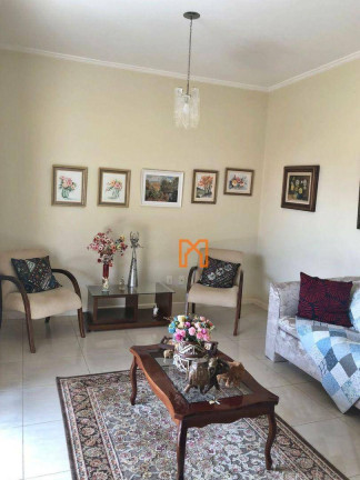 Imagem Casa com 5 Quartos à Venda, 296 m² em Centro - Brazópolis