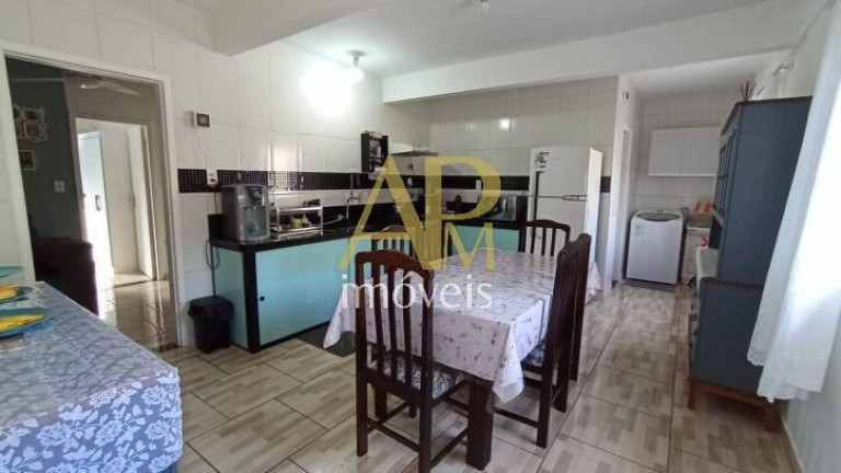 Imagem Casa com 3 Quartos à Venda, 311 m² em Fundos - Biguaçu Imagem Casa com 3 Quartos à Venda, 311 m² em Fundos - Biguaçu