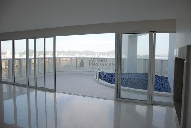 Imagem Cobertura com 7 Quartos à Venda, 490 m² em Centro - Balneário Camboriú Imagem Cobertura com 7 Quartos à Venda, 490 m² em Centro - Balneário Camboriú