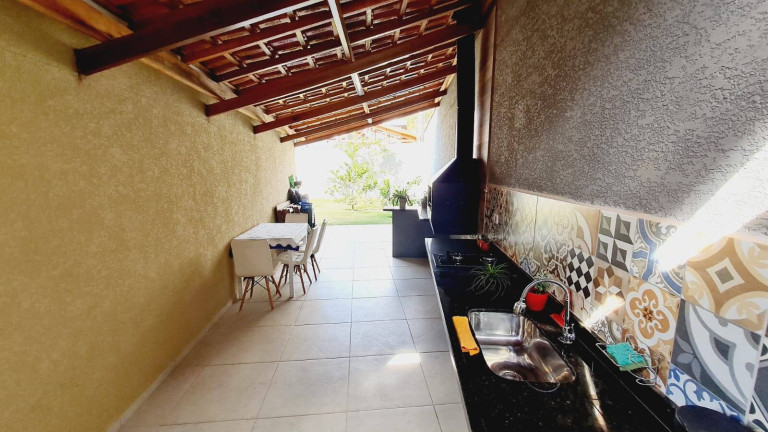 Imagem Casa com 3 Quartos à Venda, 260 m² em Jardim Estância Brasil - Atibaia