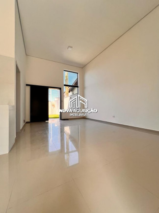 Imagem Casa com 3 Quartos à Venda, 110 m² em Parque Agari - Paranaguá Imagem Casa com 3 Quartos à Venda, 110 m² em Parque Agari - Paranaguá