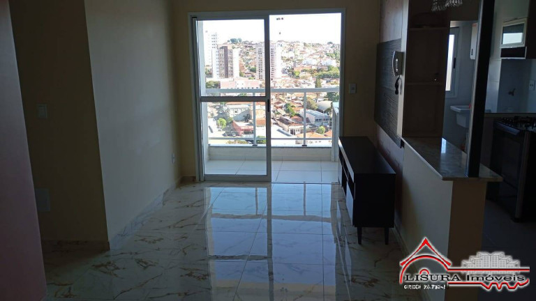 Apartamento com 3 Quartos para Alugar,  em Centro - Jacareí