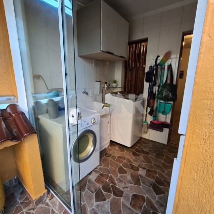 Imagem Casa com 4 Quartos à Venda, 167 m² em Hípica - Porto Alegre Imagem Casa com 4 Quartos à Venda, 167 m² em Hípica - Porto Alegre