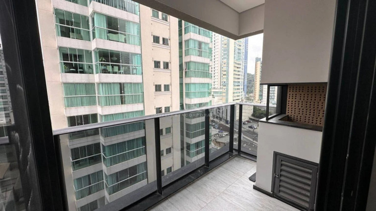 Imagem Apartamento com 4 Quartos à Venda, 146 m² em Pioneiros - Balneário Camboriú Imagem Apartamento com 4 Quartos à Venda, 146 m² em Pioneiros - Balneário Camboriú