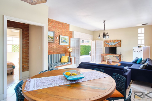 Imagem Casa com 3 Quartos à Venda, 218 m² em Centro - Ubatuba