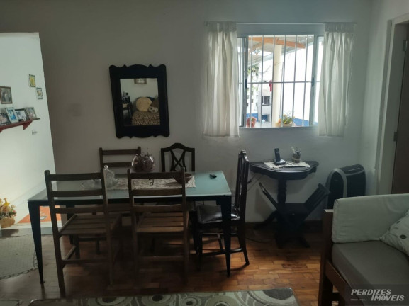 Imagem Casa com 2 Quartos à Venda, 238 m² em Sumaré - São Paulo Imagem Casa com 2 Quartos à Venda, 238 m² em Sumaré - São Paulo