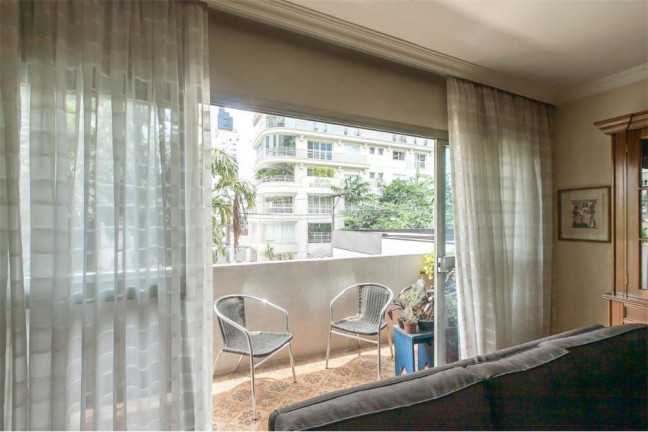 Imagem Apartamento com 3 Quartos à Venda, 198 m² em Itaim Bibi - São Paulo