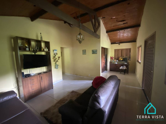 Imagem Chácara com 8 Quartos à Venda, 492 m²