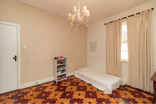 Imagem Apartamento com 3 Quartos à Venda, 117 m² em Petrópolis - Porto Alegre Imagem Apartamento com 3 Quartos à Venda, 117 m² em Petrópolis - Porto Alegre