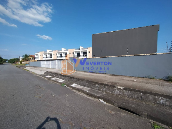 Sobrado com 2 Quartos à Venda,  em Bairro Itaoca - Mongaguá