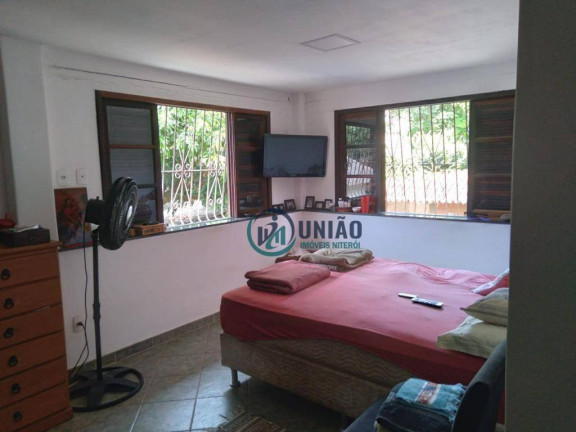 Imagem Casa com 5 Quartos à Venda, 209 m² em Itaipu - Niterói