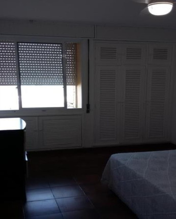 Imagem Apartamento com 4 Quartos à Venda, 142 m² em Pitangueiras - Guarujá