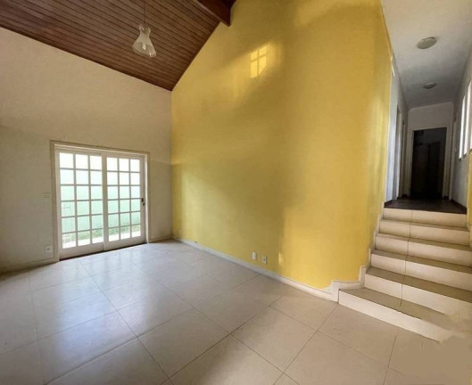 Imagem Casa com 3 Quartos à Venda, 476 m² em Jardim America - Bragança Paulista Imagem Casa com 3 Quartos à Venda, 476 m² em Jardim America - Bragança Paulista
