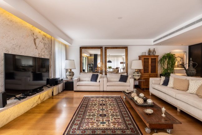 Imagem Imóvel com 3 Quartos à Venda, 459 m² em Alto De Pinheiros - São Paulo Imagem Imóvel com 3 Quartos à Venda, 459 m² em Alto De Pinheiros - São Paulo