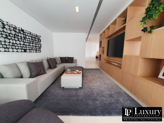 Imagem Apartamento com 3 Quartos à Venda, 251 m² em Vila Nova Conceição - São Paulo Imagem Apartamento com 3 Quartos à Venda, 251 m² em Vila Nova Conceição - São Paulo