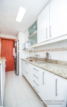 Imagem Apartamento com 2 Quartos à Venda, 82 m² em Jardim Botânico - Porto Alegre