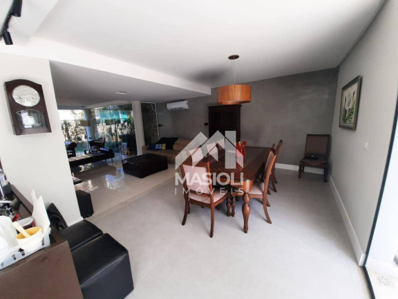 Imagem Casa com 5 Quartos à Venda, 550 m² em Fradinhos - Vitória Imagem Casa com 5 Quartos à Venda, 550 m² em Fradinhos - Vitória