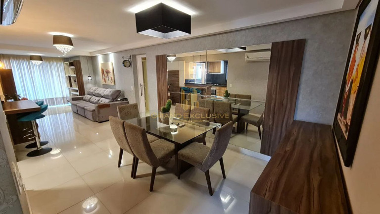 Imagem Apartamento com 3 Quartos à Venda, 123 m² em Centro - Balneário Camboriú Imagem Apartamento com 3 Quartos à Venda, 123 m² em Centro - Balneário Camboriú