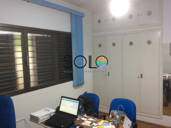 Imagem Casa com 3 Quartos à Venda, 245 m² em Centro - Araraquara Imagem Casa com 3 Quartos à Venda, 245 m² em Centro - Araraquara