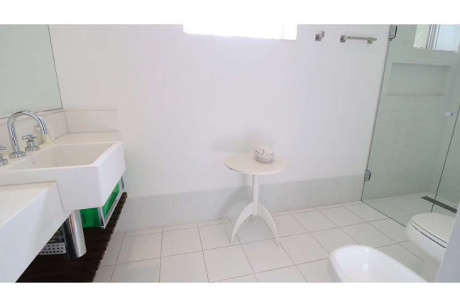 Imagem Imóvel com 4 Quartos à Venda, 271 m² em Morumbi - São Paulo Imagem Imóvel com 4 Quartos à Venda, 271 m² em Morumbi - São Paulo