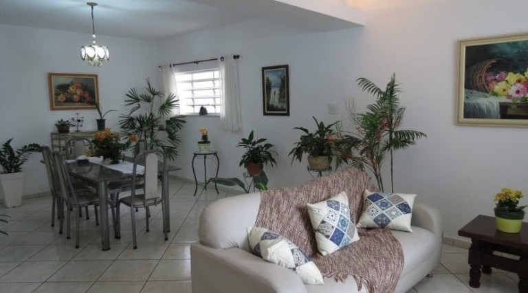 Imagem Casa com 3 Quartos para Alugar, 229 m² em Jardim Santa Clara - Taubaté Imagem Casa com 3 Quartos para Alugar, 229 m² em Jardim Santa Clara - Taubaté