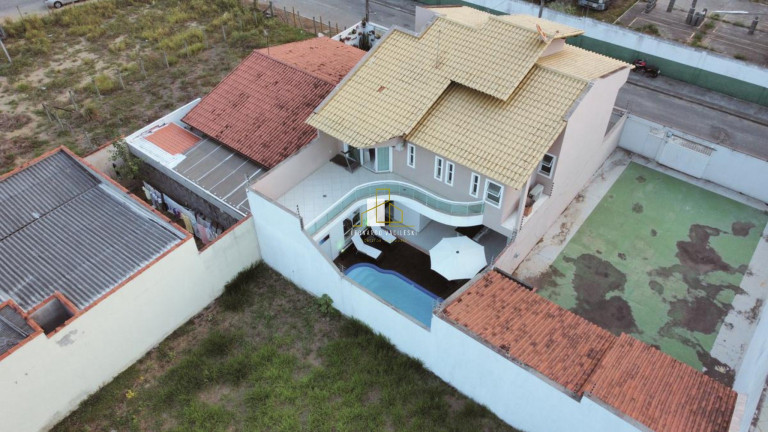 Imagem Casa com 3 Quartos à Venda, 250 m² em Colina De Laranjeiras - Serra Imagem Casa com 3 Quartos à Venda, 250 m² em Colina De Laranjeiras - Serra