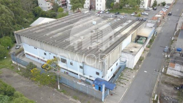 Imóvel Comercial à Venda, 3.749 m² em Serraria - Diadema