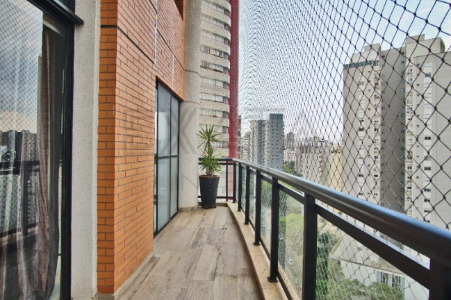 Imagem Imóvel com 3 Quartos à Venda, 184 m² em Vila Andrade - São Paulo