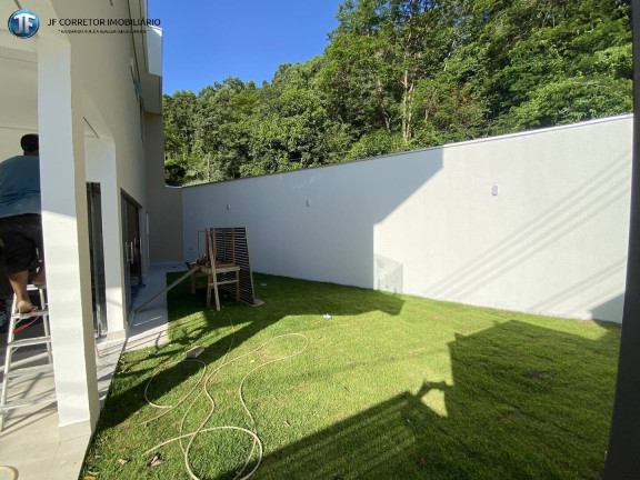 Imagem Casa com 3 Quartos à Venda, 126 m² em Bom Retiro - Ipatinga