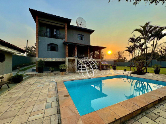 Chácara com 7 Quartos à Venda, 565 m² em Vitória Régia - Atibaia