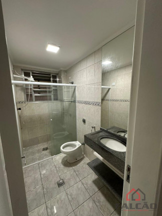 Imagem Apartamento com 2 Quartos à Venda, 71 m² em Macuco - Santos