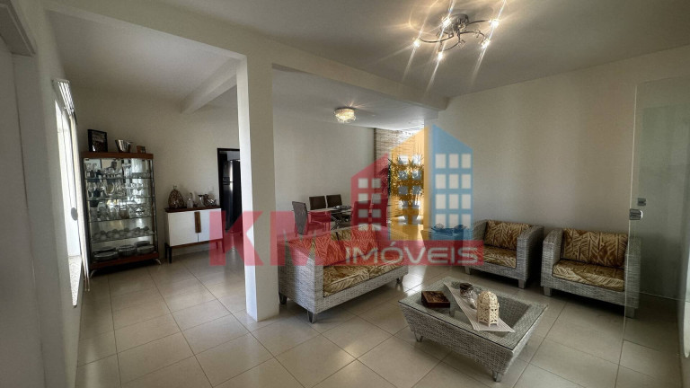 Imagem Casa com 3 Quartos à Venda, 481 m² em Presidente Costa E Silva - Mossoró