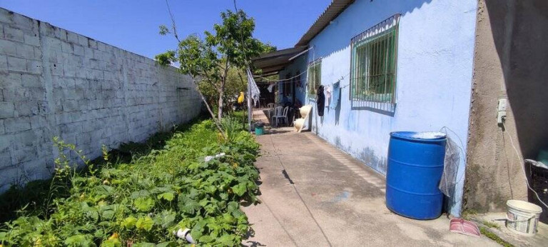 Imagem Casa com 2 Quartos à Venda, 300 m² em Jardim Márcia - Peruíbe Imagem Casa com 2 Quartos à Venda, 300 m² em Jardim Márcia - Peruíbe
