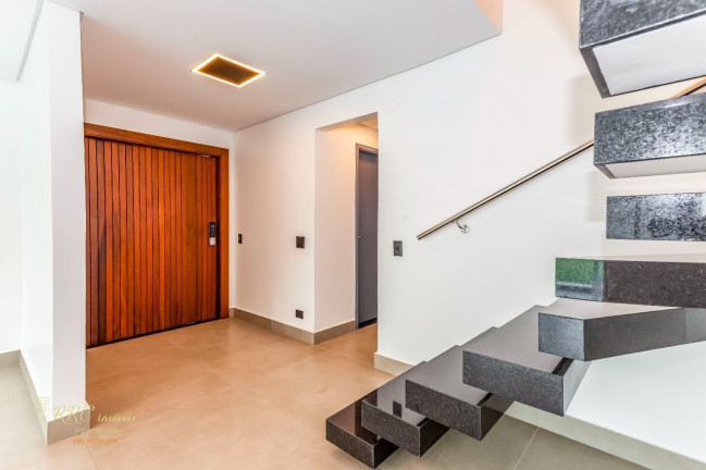 Imagem Sobrado com 3 Quartos à Venda, 302 m² em Vila Mariana - São Paulo