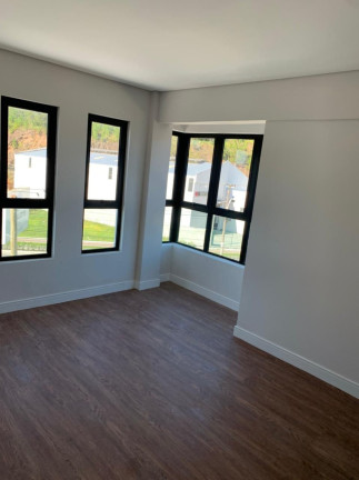 Imagem Casa com 3 Quartos à Venda, 360 m² em Ressacada - Itajaí