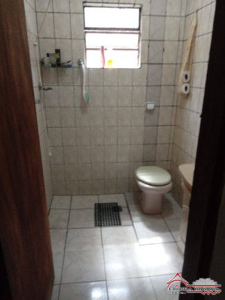 Imagem Casa com 2 Quartos à Venda, 120 m² em Vila Zezé - Jacareí Imagem Casa com 2 Quartos à Venda, 120 m² em Vila Zezé - Jacareí