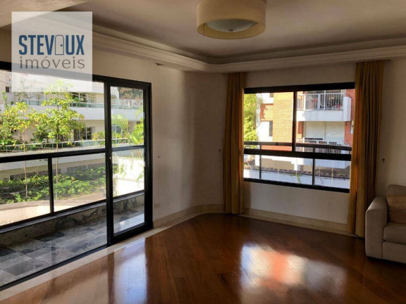Apartamento com 3 Quartos à Venda ou Locação, 160 m² em Moema - São Paulo