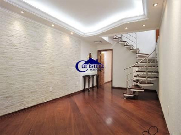 Sobrado com 3 Quartos para Alugar, 209 m² em Vila Camilópolis - Santo André