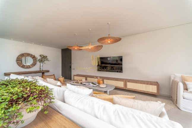 Imagem Casa com 5 Quartos à Venda, 458 m² em Praia Do Estaleiro - Balneário Camboriú