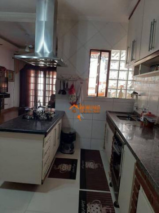 Imagem Casa com 3 Quartos à Venda, 125 m² em Jardim Pinhal - Guarulhos Imagem Casa com 3 Quartos à Venda, 125 m² em Jardim Pinhal - Guarulhos
