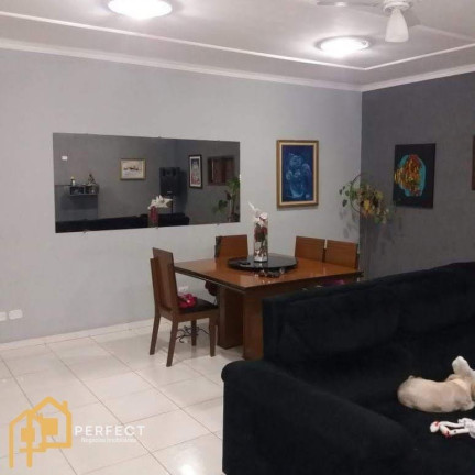 Imagem Casa com 3 Quartos à Venda, 450 m² em Loteamento Quinta Das Frutas - Taubaté