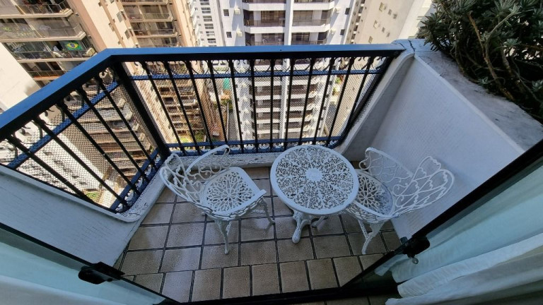 Imagem Apartamento com 2 Quartos à Venda, 90 m² em Pitangueiras - Guarujá
