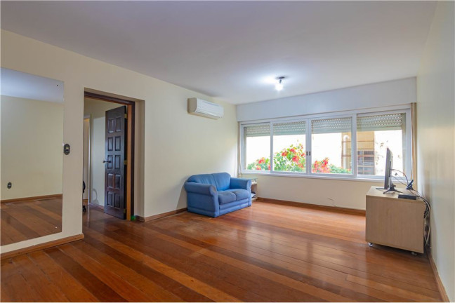 Imóvel com 3 Quartos à Venda,  em Auxiliadora - Porto Alegre